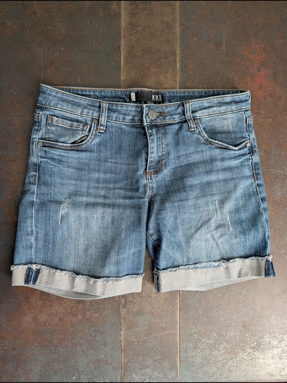 KUT From The Kloth Women's Mid Blue Denim Roll-Cuff Shorts